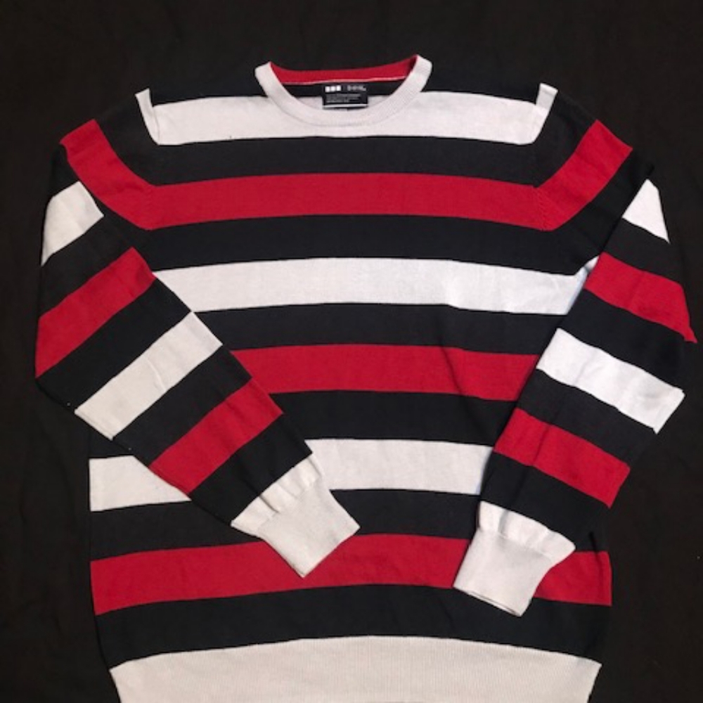 Empyre Men's Crew neck sweater, size L